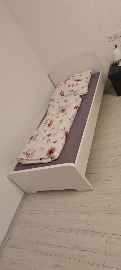 Apartamento Urlaub Am Rhein Speyer Hockenheim Altlussheim Exterior foto